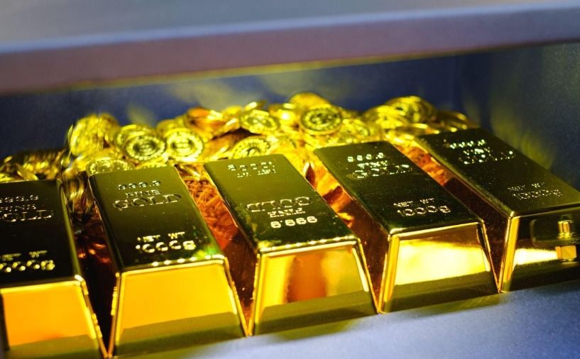 Should You Store Gold and Precious Metals for Investment Yourself?