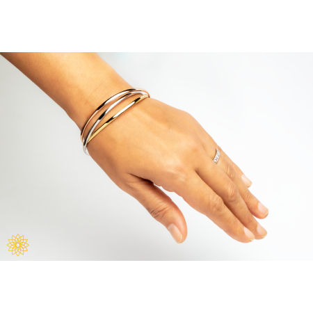 Gold Trinity Bangle 18K, 75%, 2.8cm, 20cm, 39.3 gram Image of Gold Trinity Bangle 18K, 75%, 2.8cm, 20cm, 39.3 gram