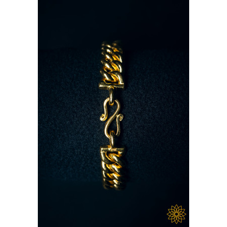 Gold Cuban Link Twisted Bracelet 24k, 999%, 8mm, 17.5 cm, 45g Image of Gold Cuban Link Twisted Bracelet 24k, 999%, 8mm, 17.5 cm, 45g